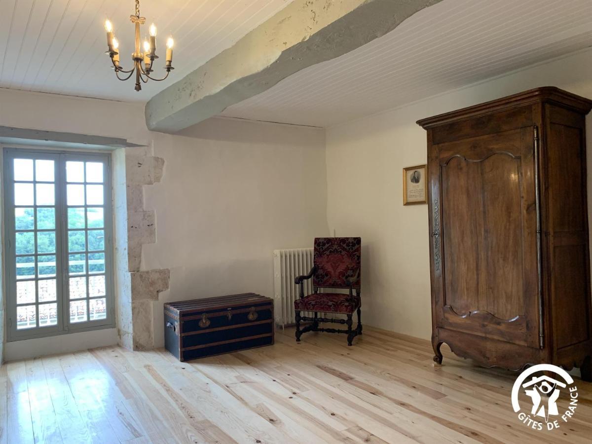 Chateau De Gardes Bed & Breakfast Castin ภายนอก รูปภาพ