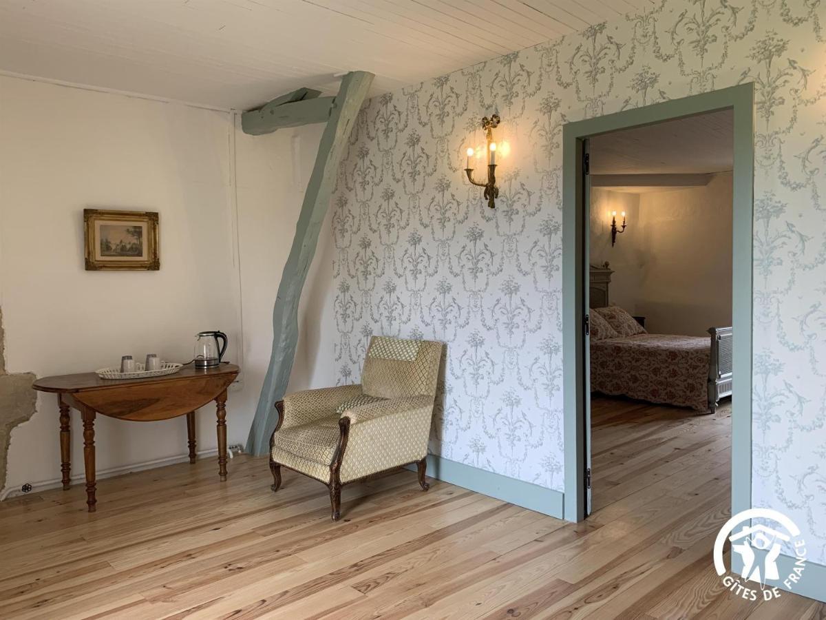Chateau De Gardes Bed & Breakfast Castin ภายนอก รูปภาพ
